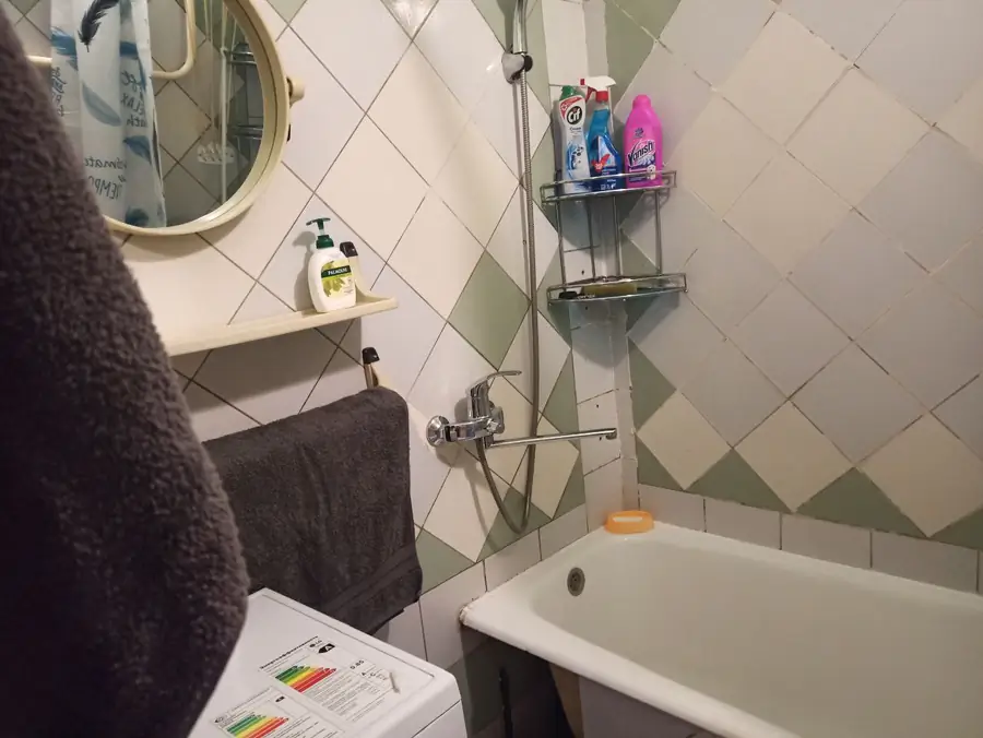 1 xonali kvartira sotiladi − 38 m²