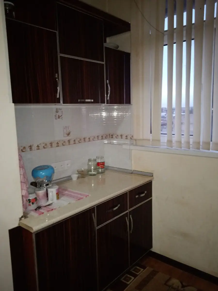 Продается 2-комнатная квартира − 50 м²