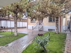 Ijaraga ofis − 400 m²