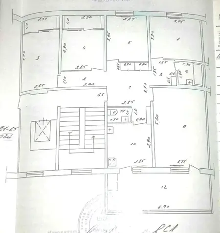 Более 5-комнатная квартира − 110 м², 2/9 этаж