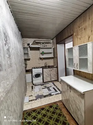 Сдается 2-комнатная квартира − 56 м²