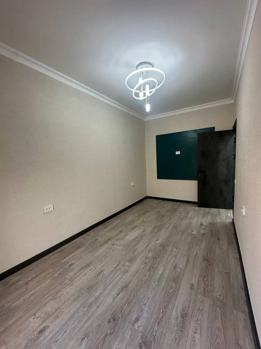 3 xonali kvartira sotiladi − 75 m²