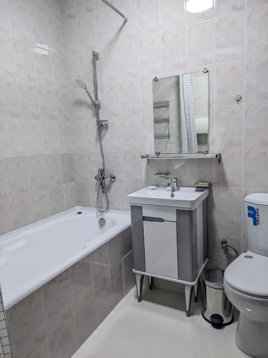 Ijaraga ofis − 400 m²
