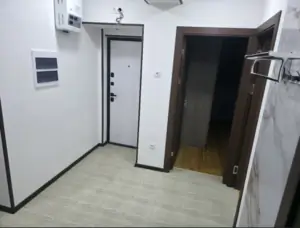 4 xonali kvartira − 90 m², 2/4 qavat