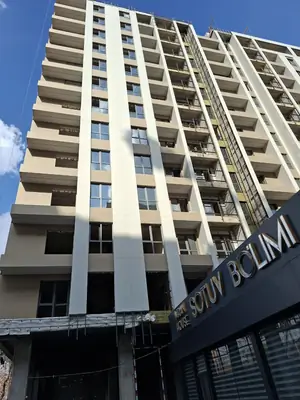 1 xonali kvartira sotiladi − 50 m²