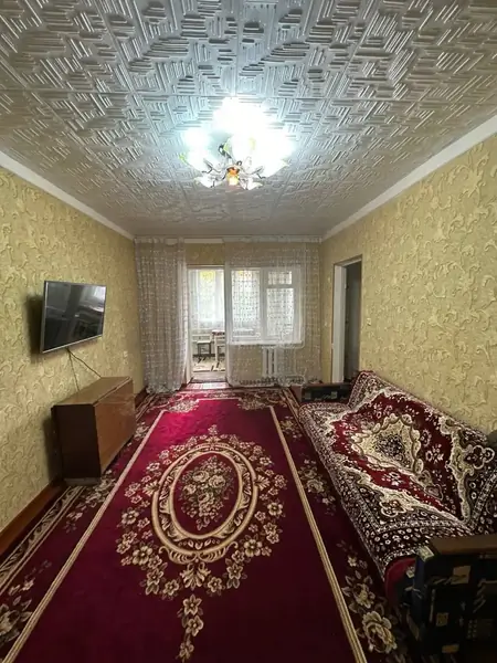 3-комнатная квартира − 50 м², 2/4 этаж