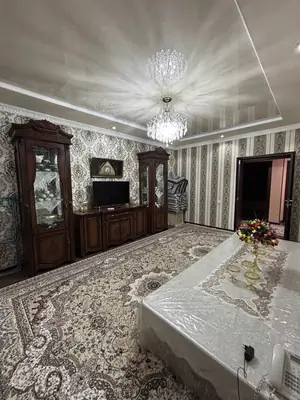 3 xonali kvartira sotiladi − 68 m²