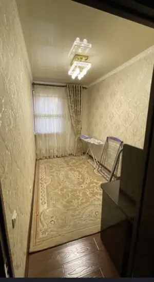 3 xonali kvartira sotiladi − 75 m²