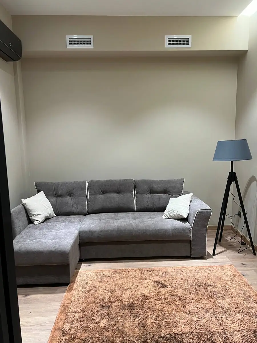 Сдается 3-комнатная квартира − 86 м²