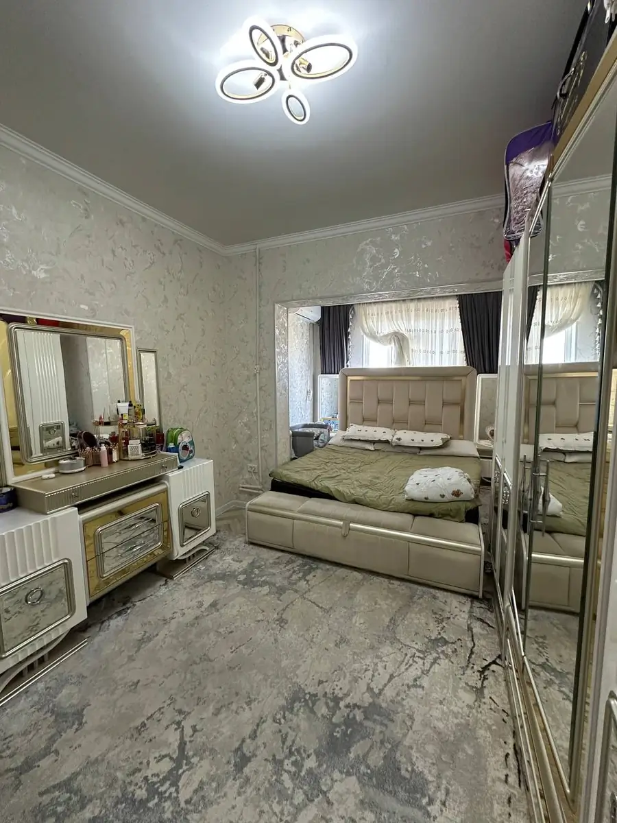 3 xonali kvartira sotiladi − 86 m²