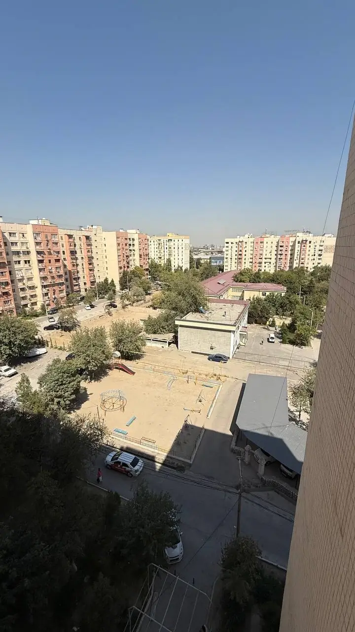 2 xonali kvartira sotiladi − 61.6 m²