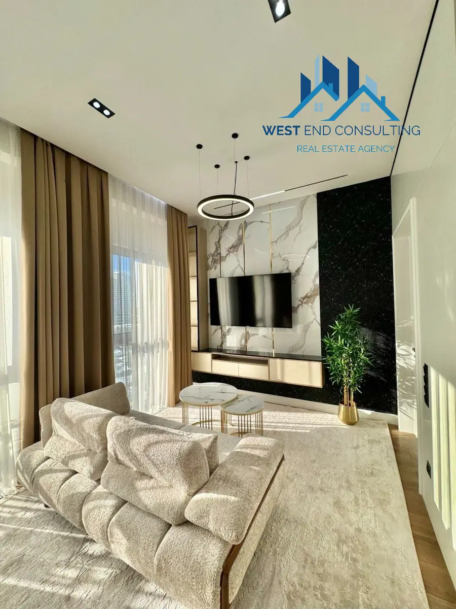 Ijaraga 4 xonali kvartira − 230 m²