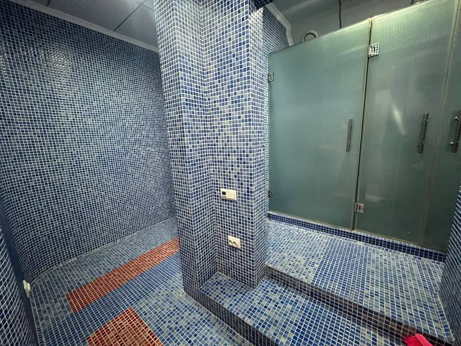 Ijaraga ofis − 500 m²