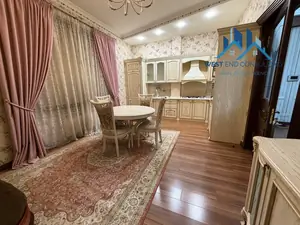 3 xonali kvartira − 140 m², 1/8 qavat