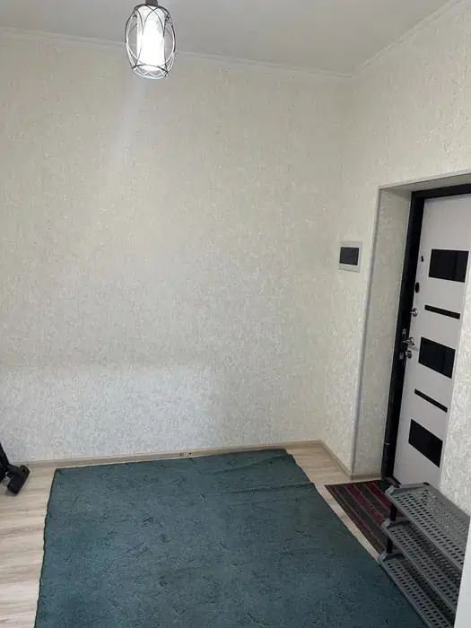 Сдается 1-комнатная квартира − 45 м²