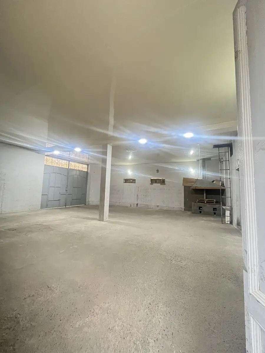 Ijaraga ombor − 1007 m²