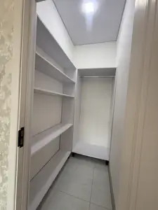 3 xonali kvartira sotiladi − 65 m²