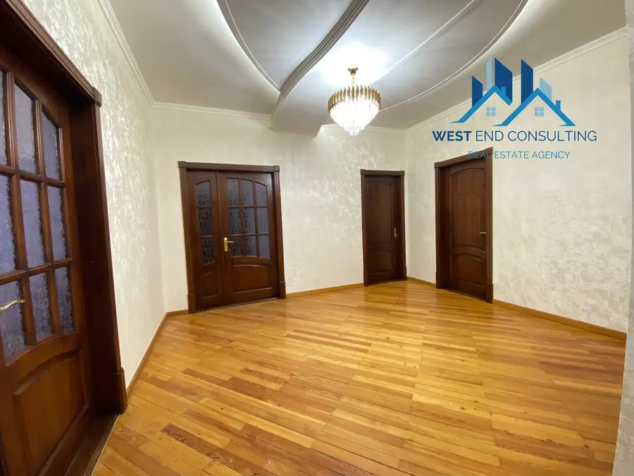 Ijaraga 3 xonali kvartira − 117 m²