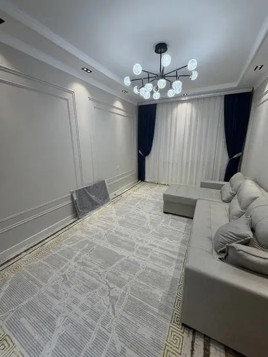 Сдается 4-комнатная квартира − 95 м²