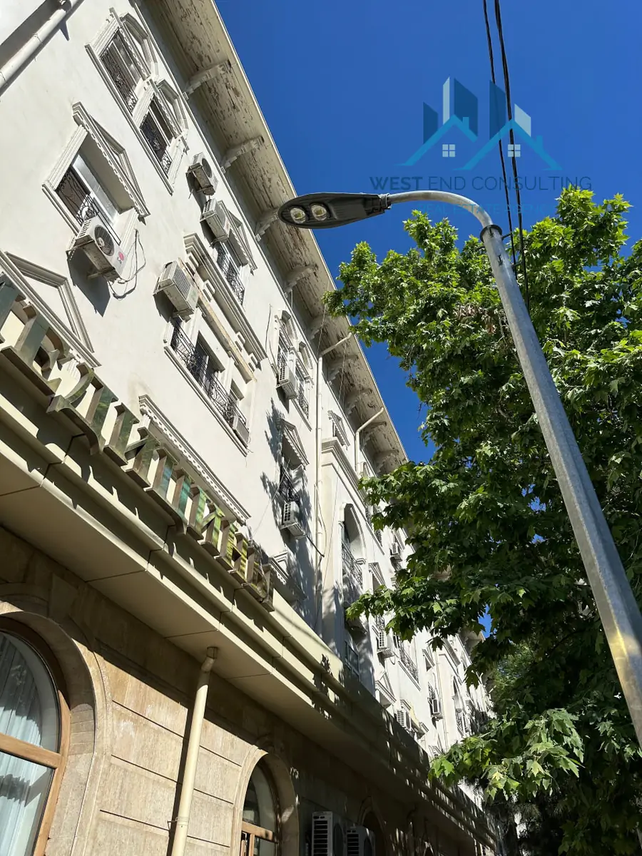 2 xonali kvartira sotiladi − 52 m²