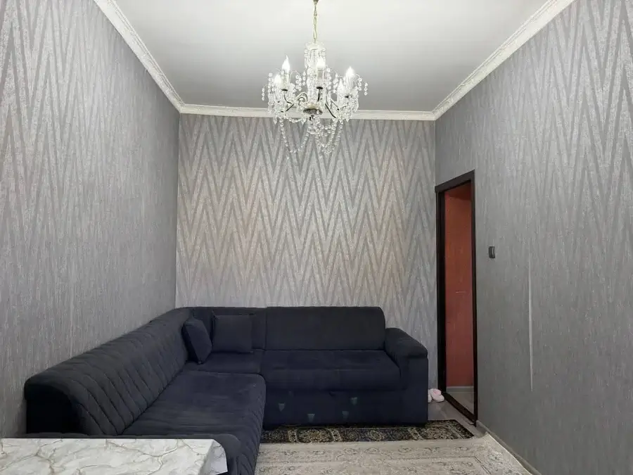 1 xonali kvartira sotiladi − 30 m²