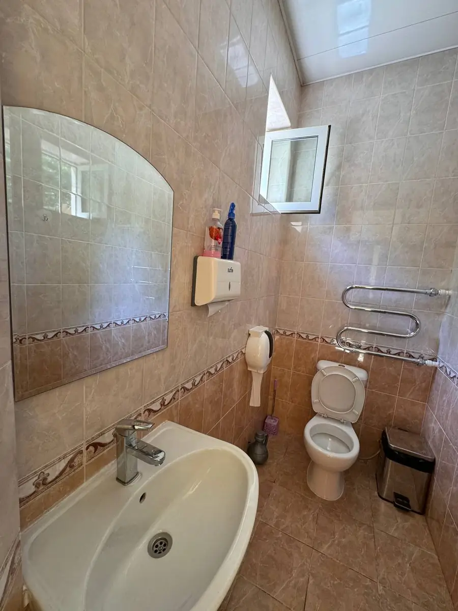 Ijaraga ofis − 369 m²