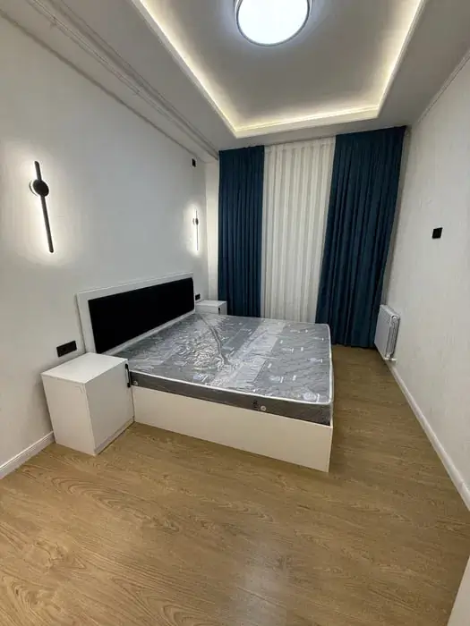 Сдается 2-комнатная квартира − 60 м²