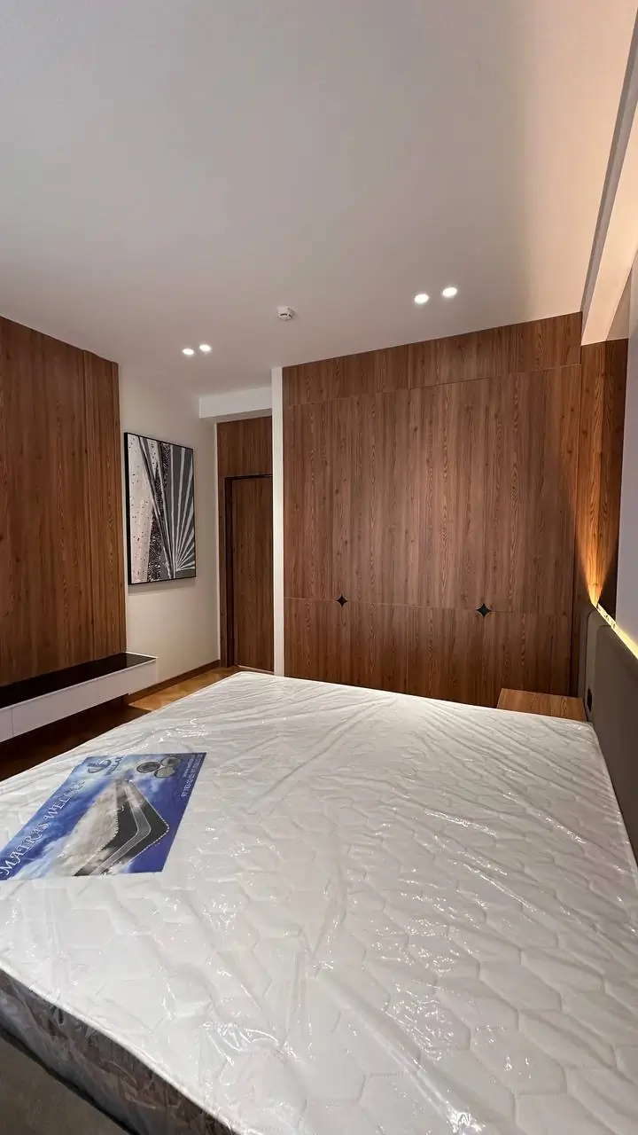 2 xonali kvartira sotiladi − 54.3 m²