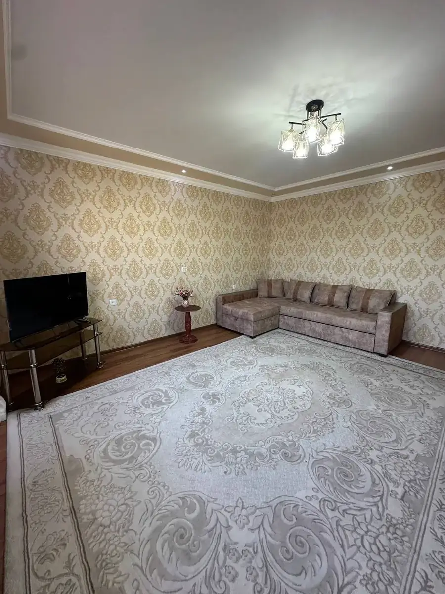 Ijaraga 2 xonali kvartira − 60 m²
