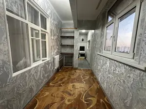 2 xonali kvartira sotiladi − 58 m²