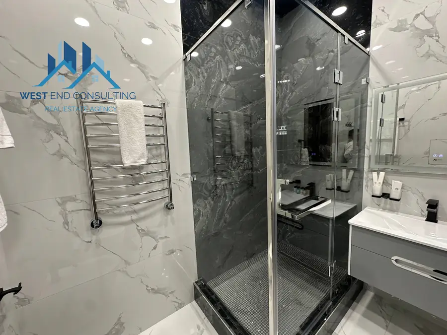 Ijaraga 3 xonali kvartira − 160 m²