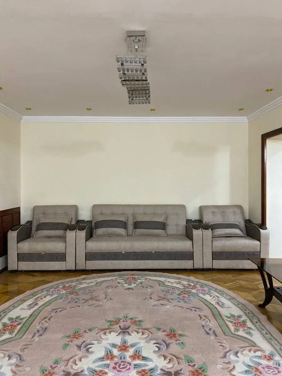Ijaraga ofis − 77 m²