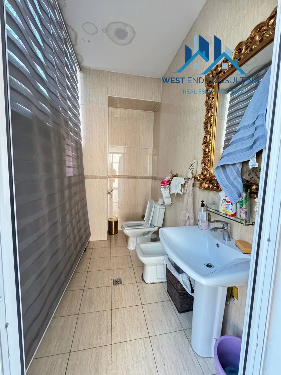 Ijaraga ofis − 100 m²