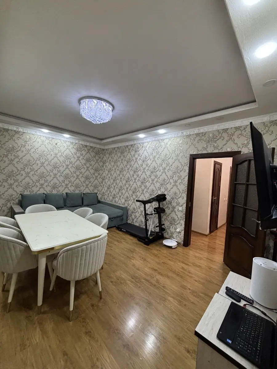 2 xonali kvartira sotiladi − 68.7 m²