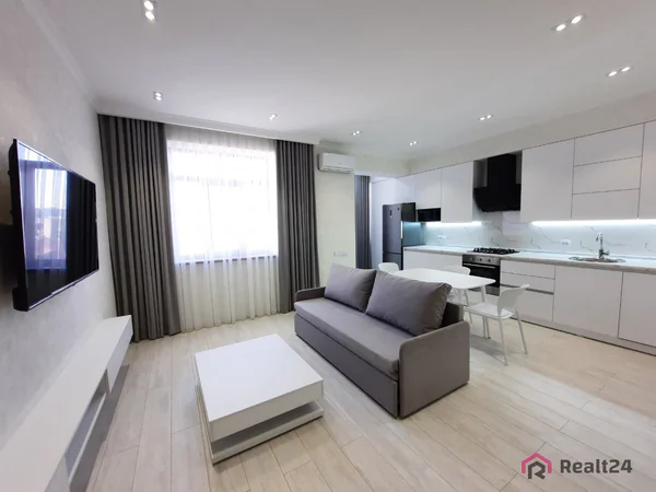 Ijaraga 2 xonali kvartira − 65 m²