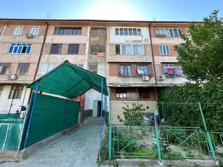 1-комнатная квартира − 40 м², 3/4 этаж