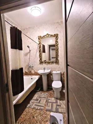 2 xonali kvartira sotiladi − 70 m²