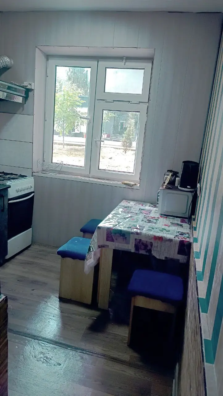 Продается 1-комнатная квартира − 31 м²