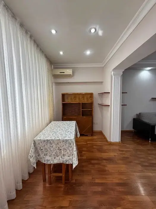 Ijaraga 3 xonali kvartira − 90 m²