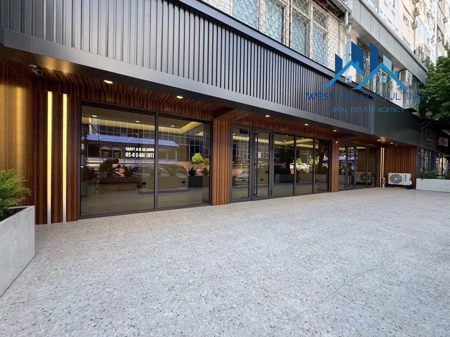 Ijaraga ofis − 220 m²