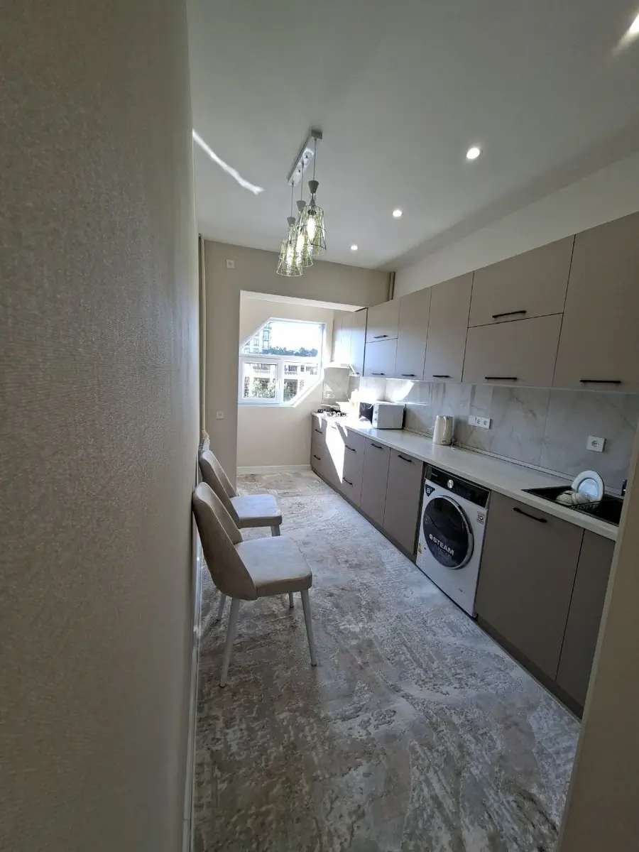 Ijaraga 3 xonali kvartira − 85 m²