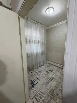 Сдается 2-комнатная квартира − 35 м²