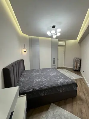 2 xonali kvartira sotiladi − 145 m²