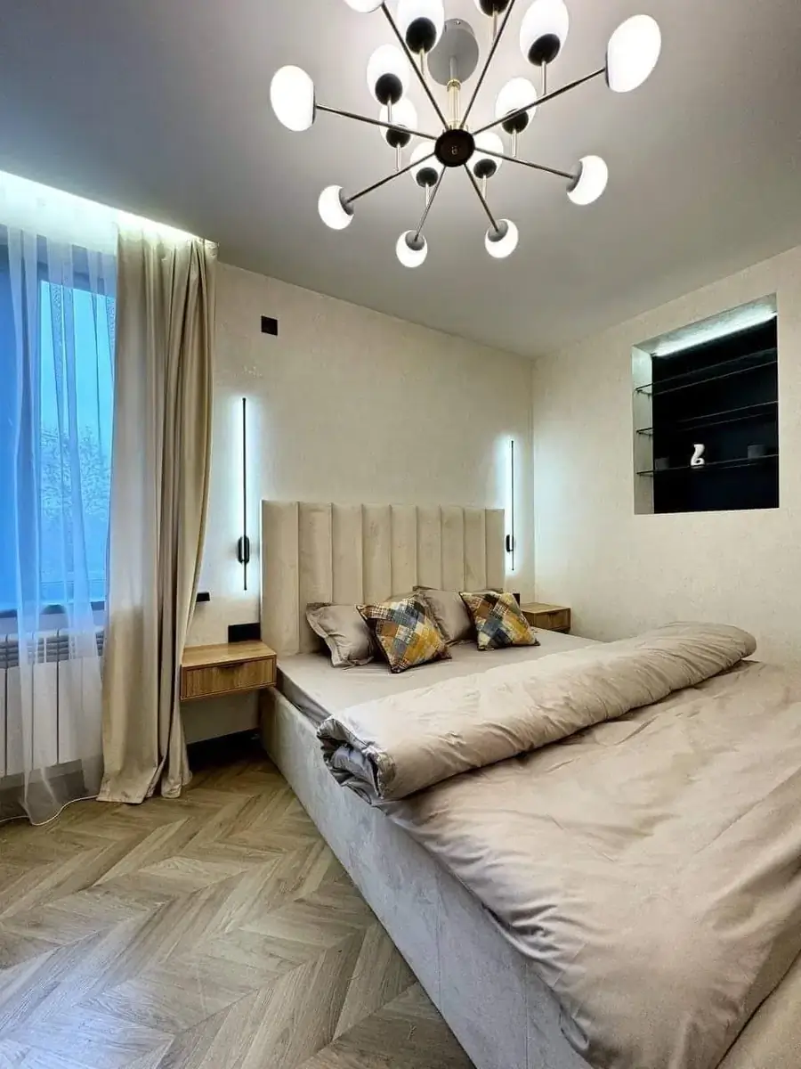 Продается 2-комнатная квартира − 55 м²