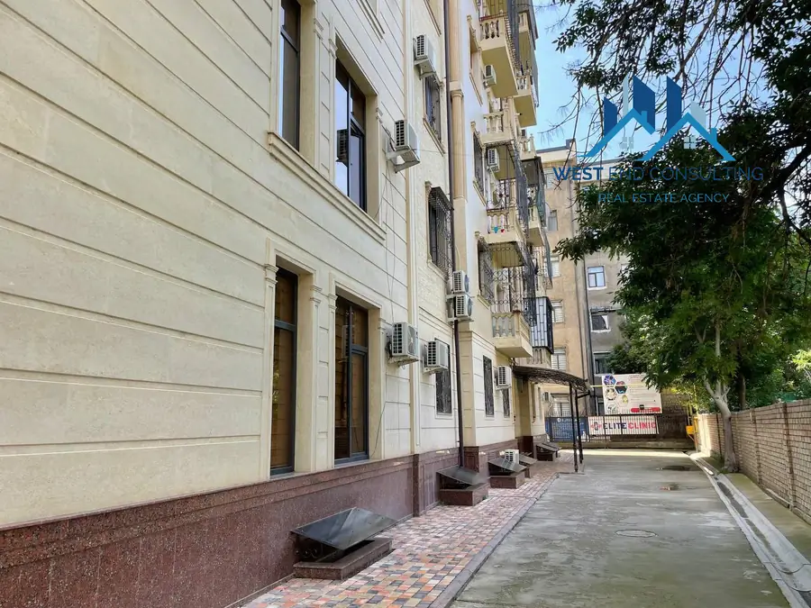 Ijaraga 4 xonali kvartira − 105 m²