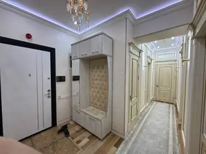 3-комнатная квартира − 100 м², 4/25 этаж