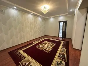 2 qavatli uy sotiladi − 230 m²