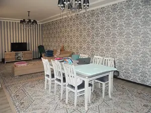 2 qavatli uy sotiladi − 300 m²