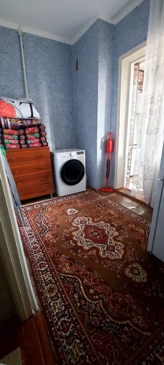 Сдается 1-комнатная квартира − 45 м²