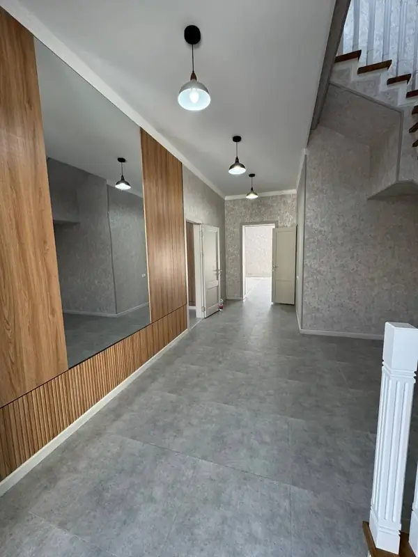 2 qavatli taunxaus − 200 m², 4 sot. 